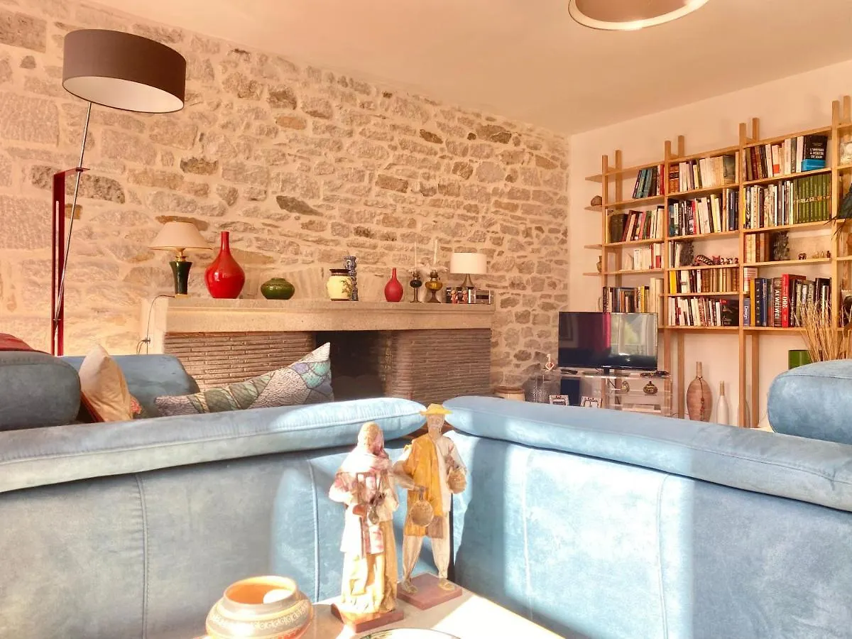 Apartament Le Quai 18 - Luxe - Plein Centre - Vue Dur Les Quais - Wifi - Parking Quimper